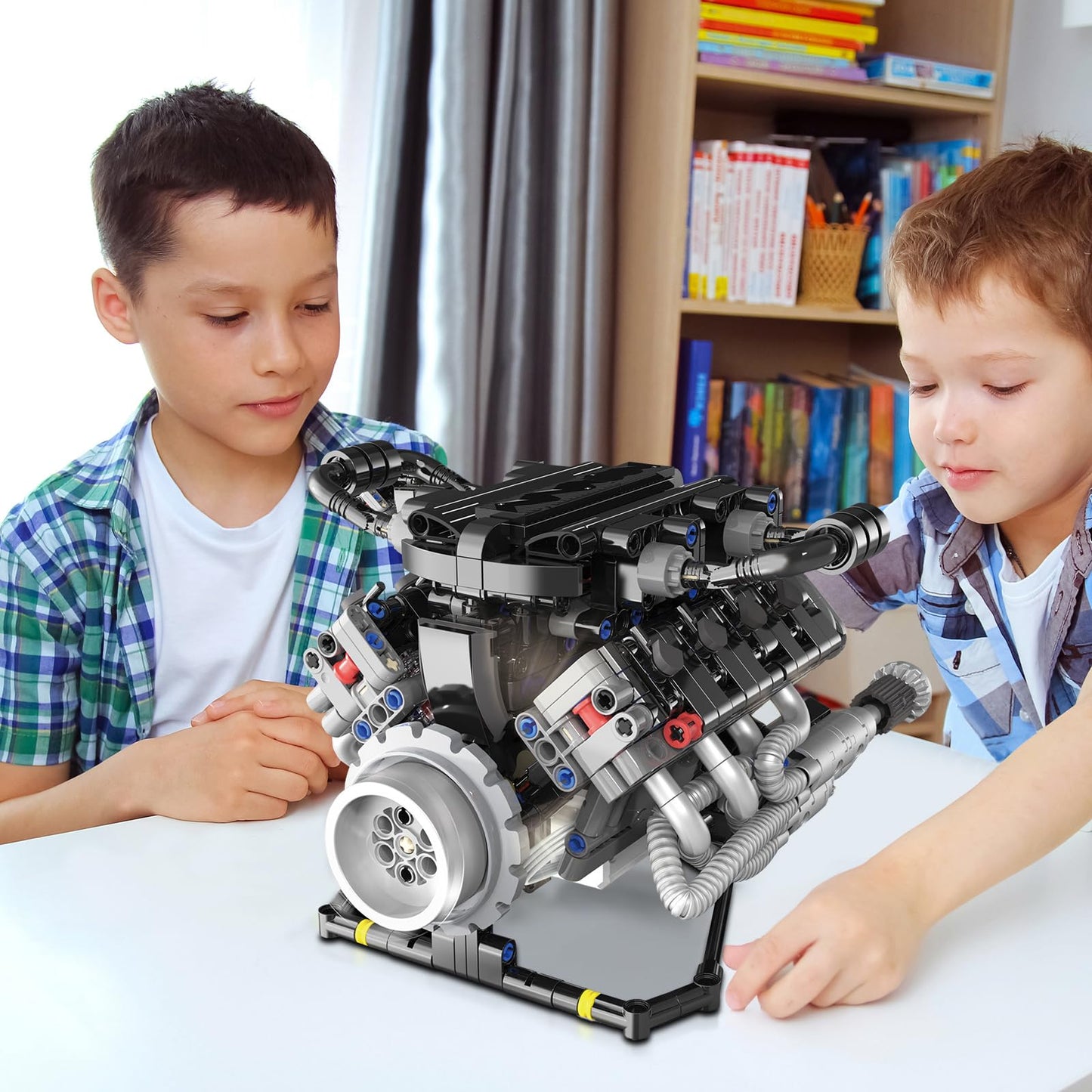 V8 Engine STEM Toy – Sound & Moving Pistons